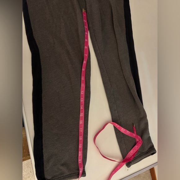 SO gray and black sweatpants - Picture 6 of 7
